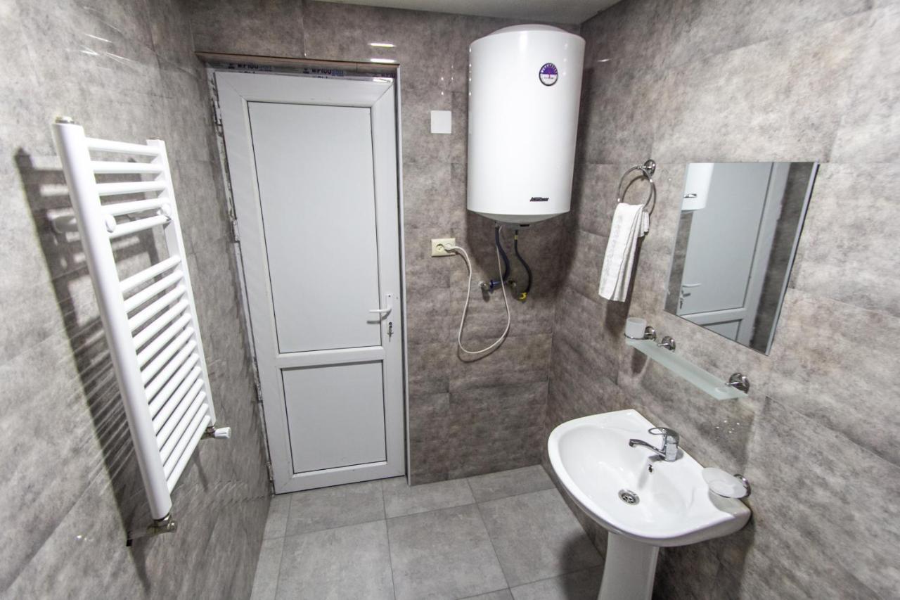 Katos Guesthouse 메스티아 외부 사진