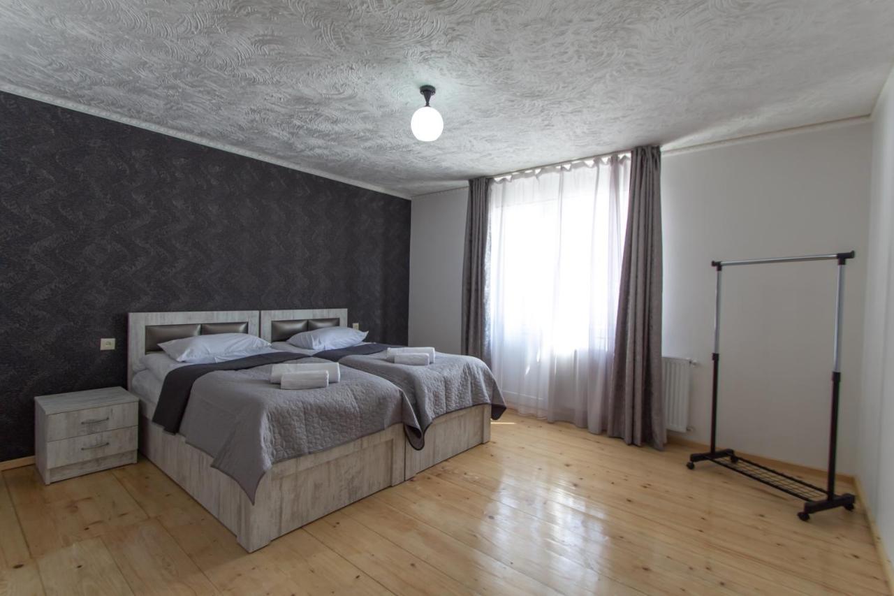Katos Guesthouse 메스티아 외부 사진