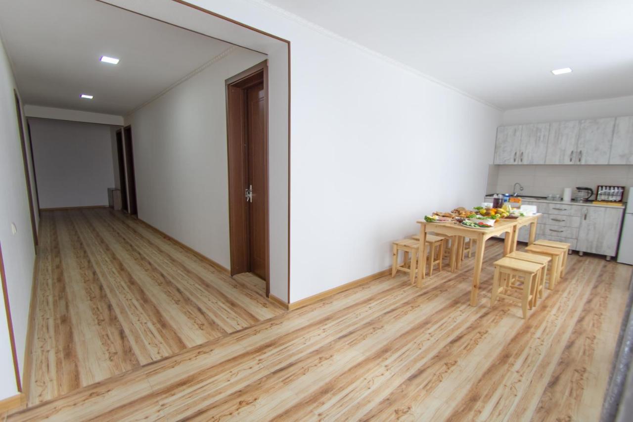Katos Guesthouse 메스티아 외부 사진